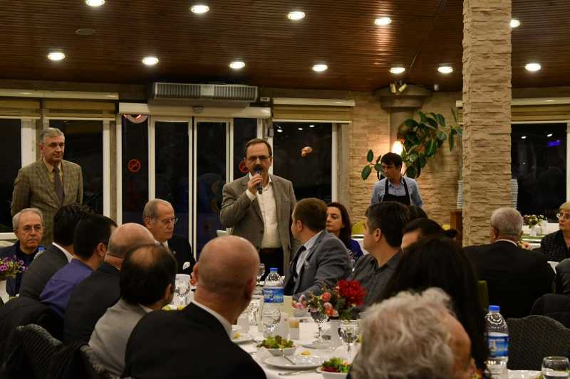 Başkan Zihni Şahin’den önemli mesajlar