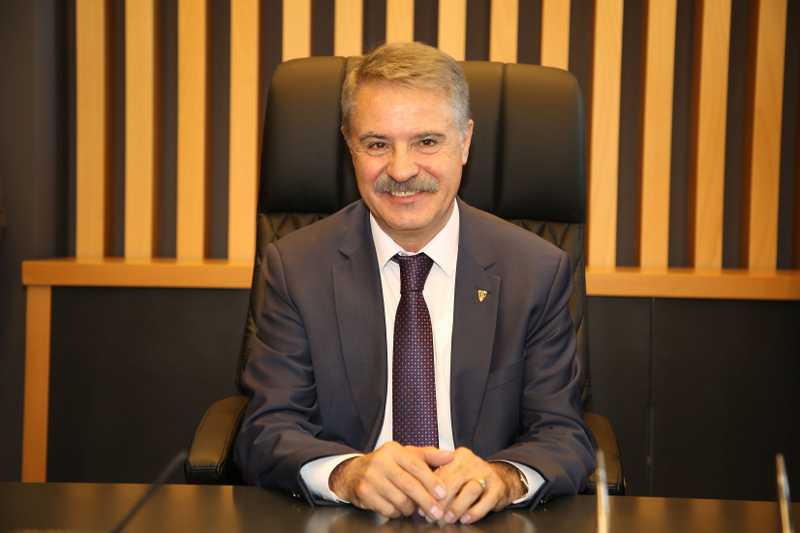 Başkan Deveci’den gençlere aşı çağrısı: “Haydi gençler aşıya!”