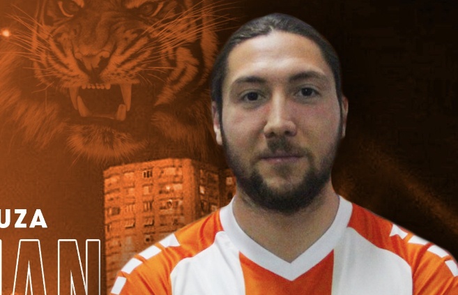 AHMETHAN KÖSE YENİ TAKIMINA İMZAYI ATTI