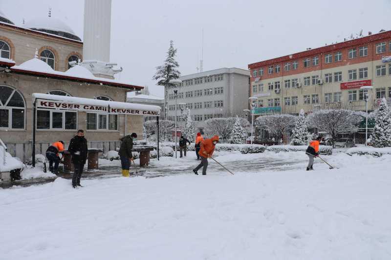 Samsun’da kar yağışı etkili oldu