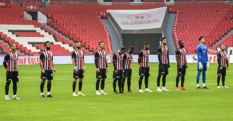 Samsunspor’da 3 Futbolcu Ankara’ya Götürülmedi