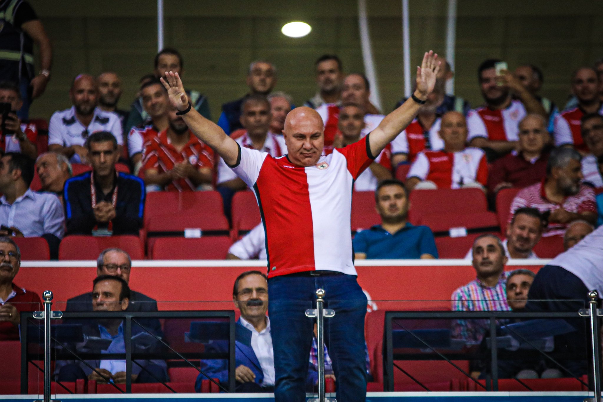 Yüksel Yıldırım Ateş Püskürdü