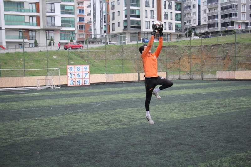 Atakum Belediyespor’a genç eldiven