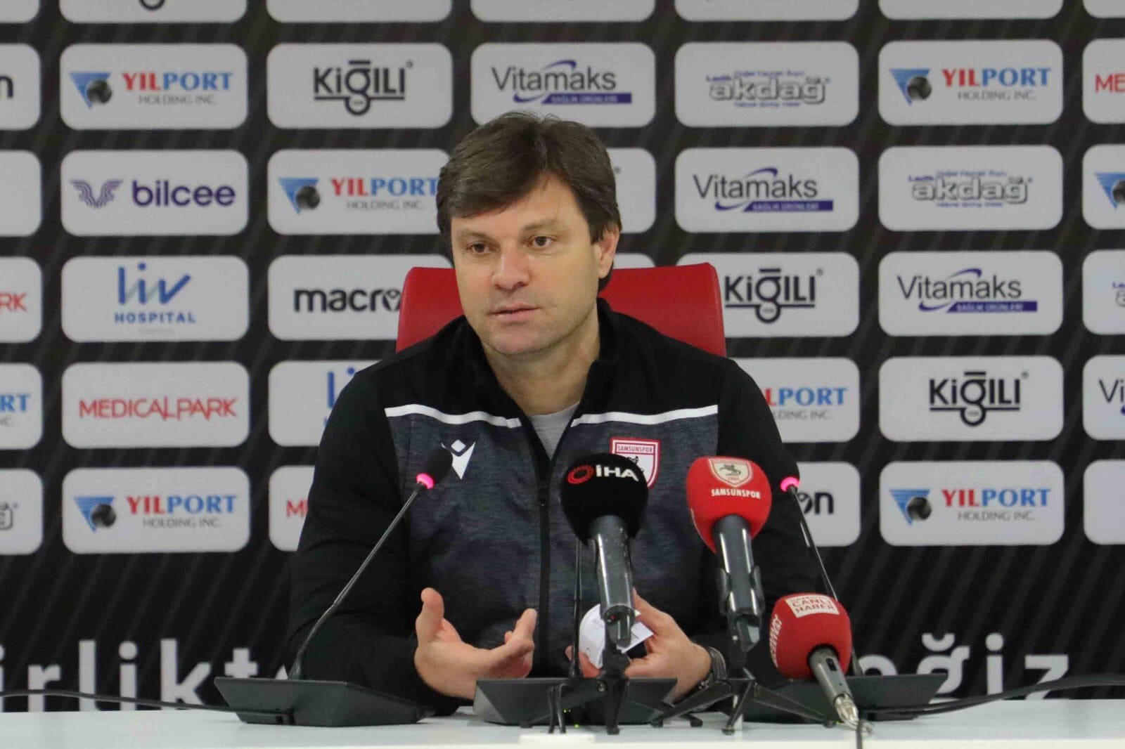 Samsunspor Ertuğrul Sağlam ile yollarını ayırmadı