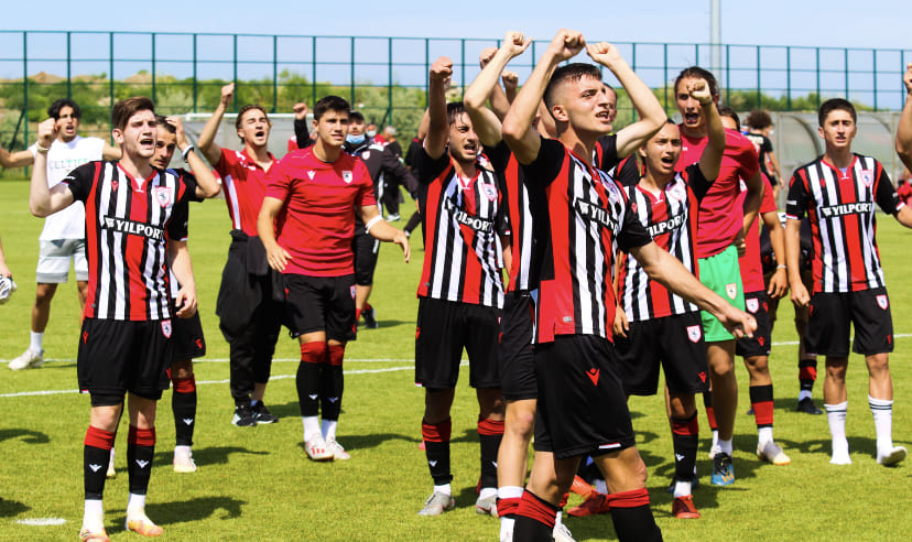 Samsunspor’un Duygulandıran Şampiyonluk Tişörtü
