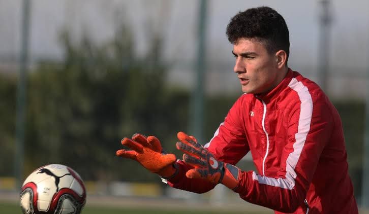 Nurullah Aslan İstanbul Yolcusu