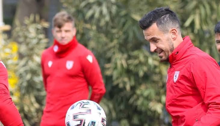 Samsunspor’dan Ayrıldı O Takıma Transfer Oldu