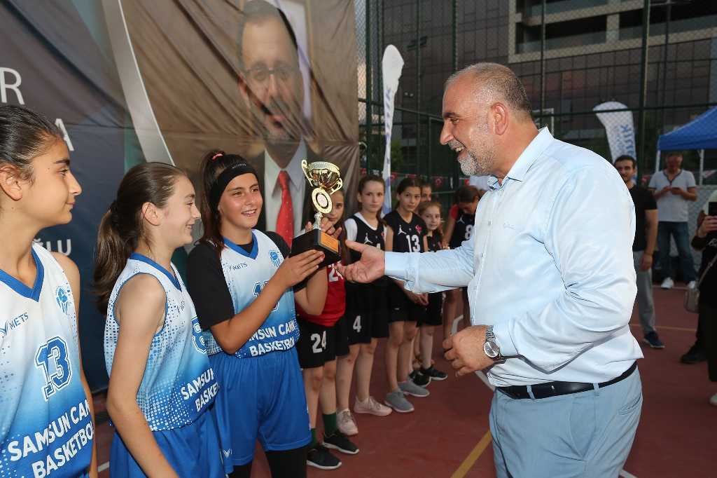 CANİK TÜRKİYE’NİN BİRİNCİSİ SEÇİLDİ