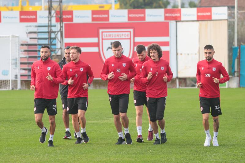 Samsunspor kupa mesaisine başladı
