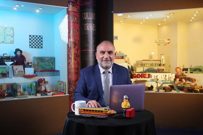 BAŞKAN SANDIKÇI: “GENÇLERİ GELECEĞE HAZIRLIYORUZ”