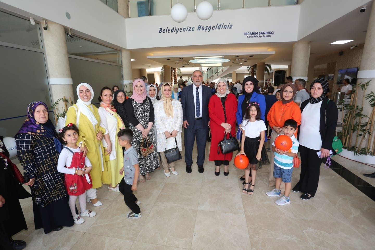 CANİK BELEDİYESİ’NDE BAYRAM COŞKUSU