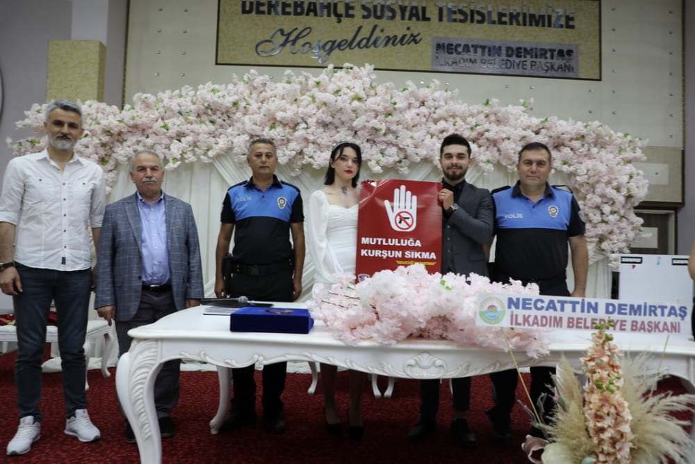 NECATTİN DEMİRTAŞ’DAN POLİSLERE DESTEK