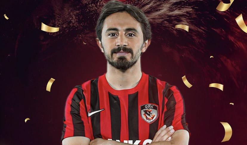 Recep Niyaz Resmen 1.lige Transfer Oldu