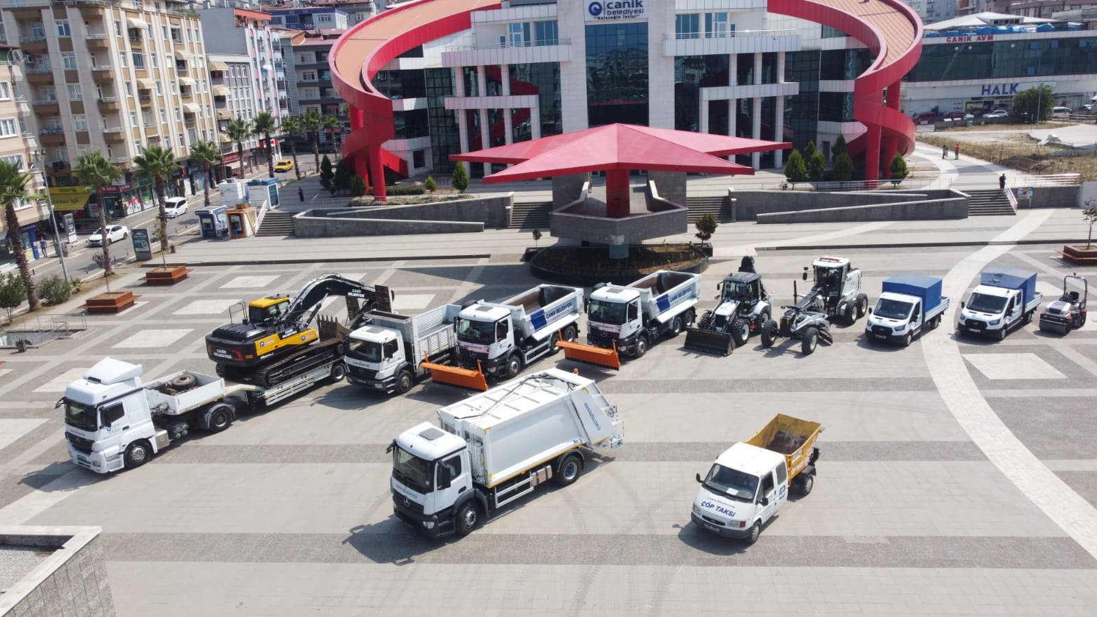 CANİK BELEDİYESİ ARAÇ FİLOSUNU GÜÇLENDİRDİ