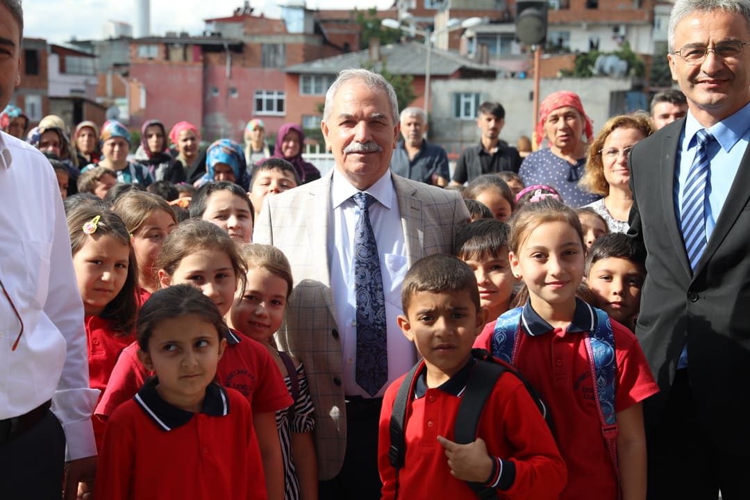 YENİ EĞİTİM VE ÖĞRETİM YILINI YAYIMLADIĞI MESAJLA KUTLAD