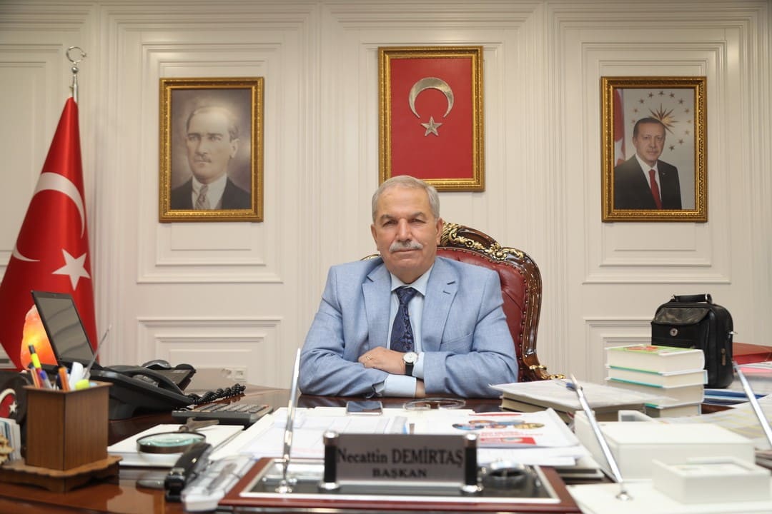 DEMİRTAŞ MEVLİD KANDİLİ’Nİ KUTLADI