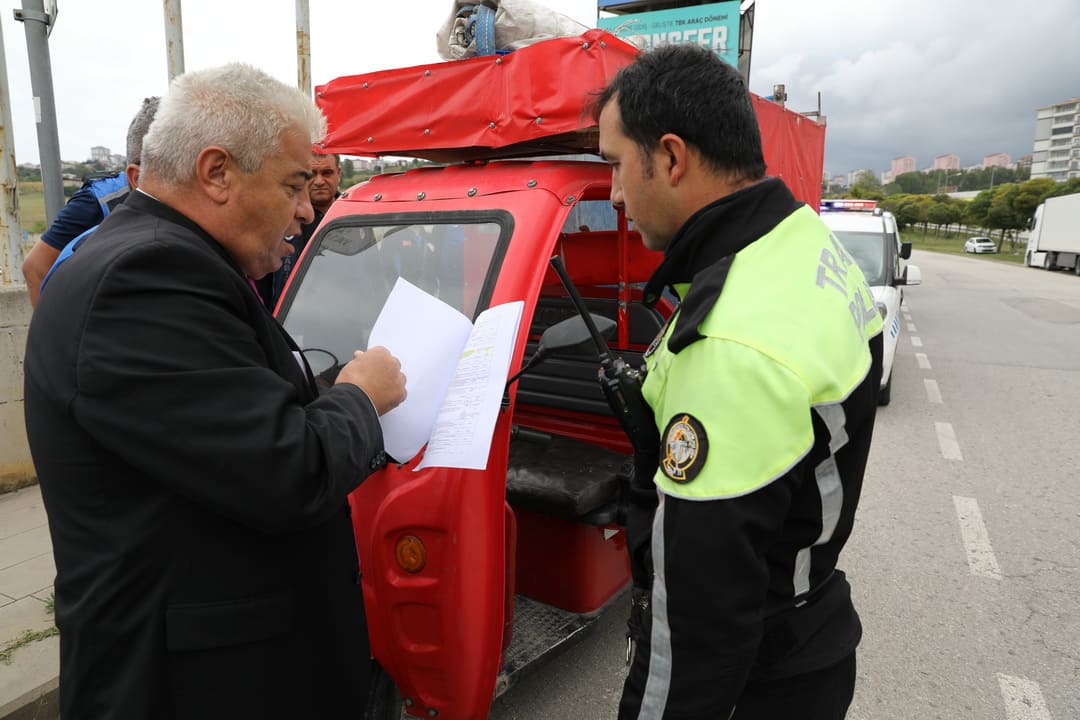 YETKİSİZ ATIK TOPLAMAYA GEÇİT YOK