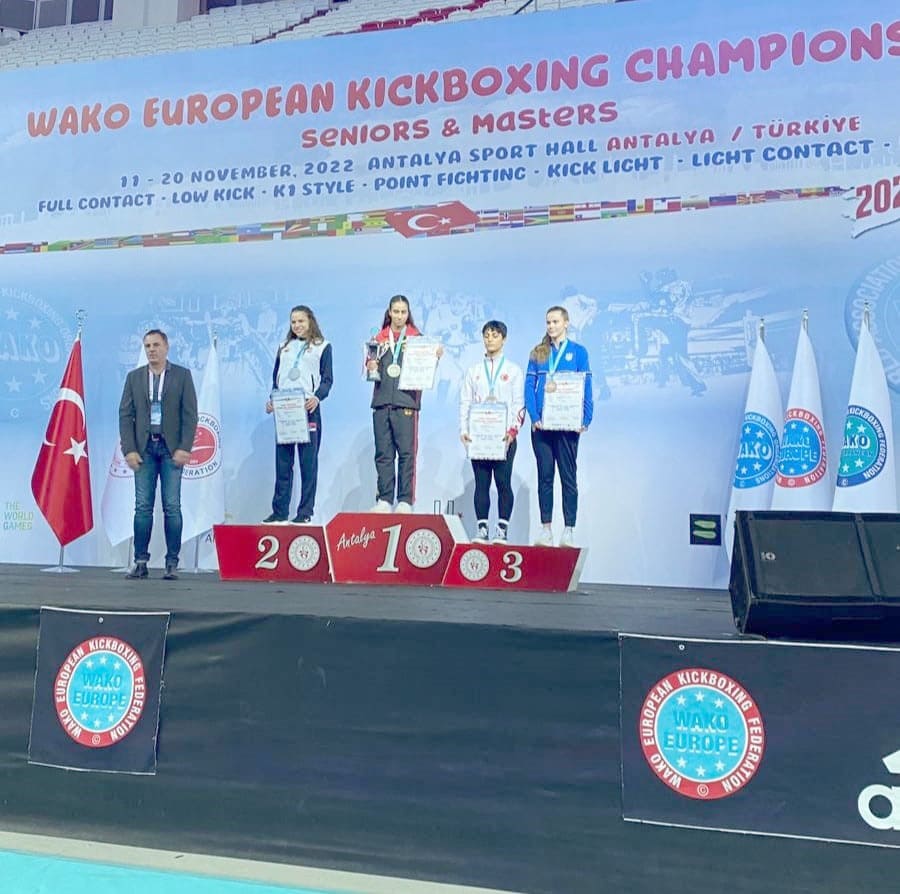 BAŞARILARININ ÜSTÜNE YENİLERİNİ EKLİYORLAR