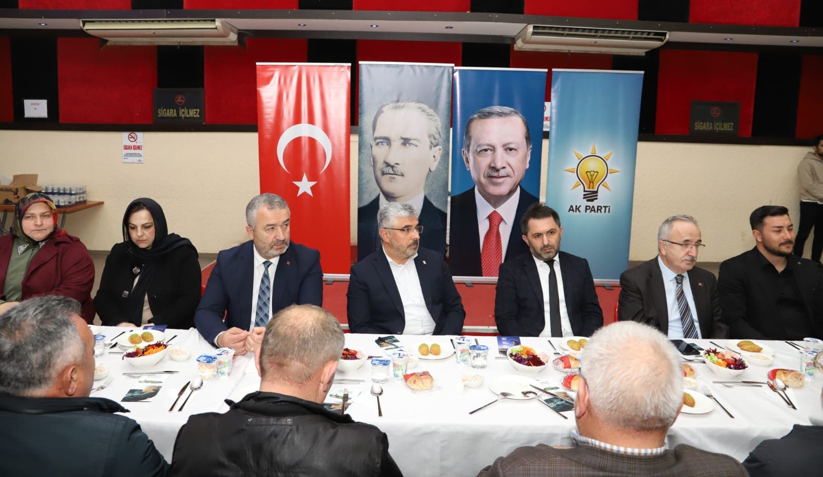 “MİLLETİMİZİN GÖNLÜNDEKİ YERİ BAMBAŞKA”