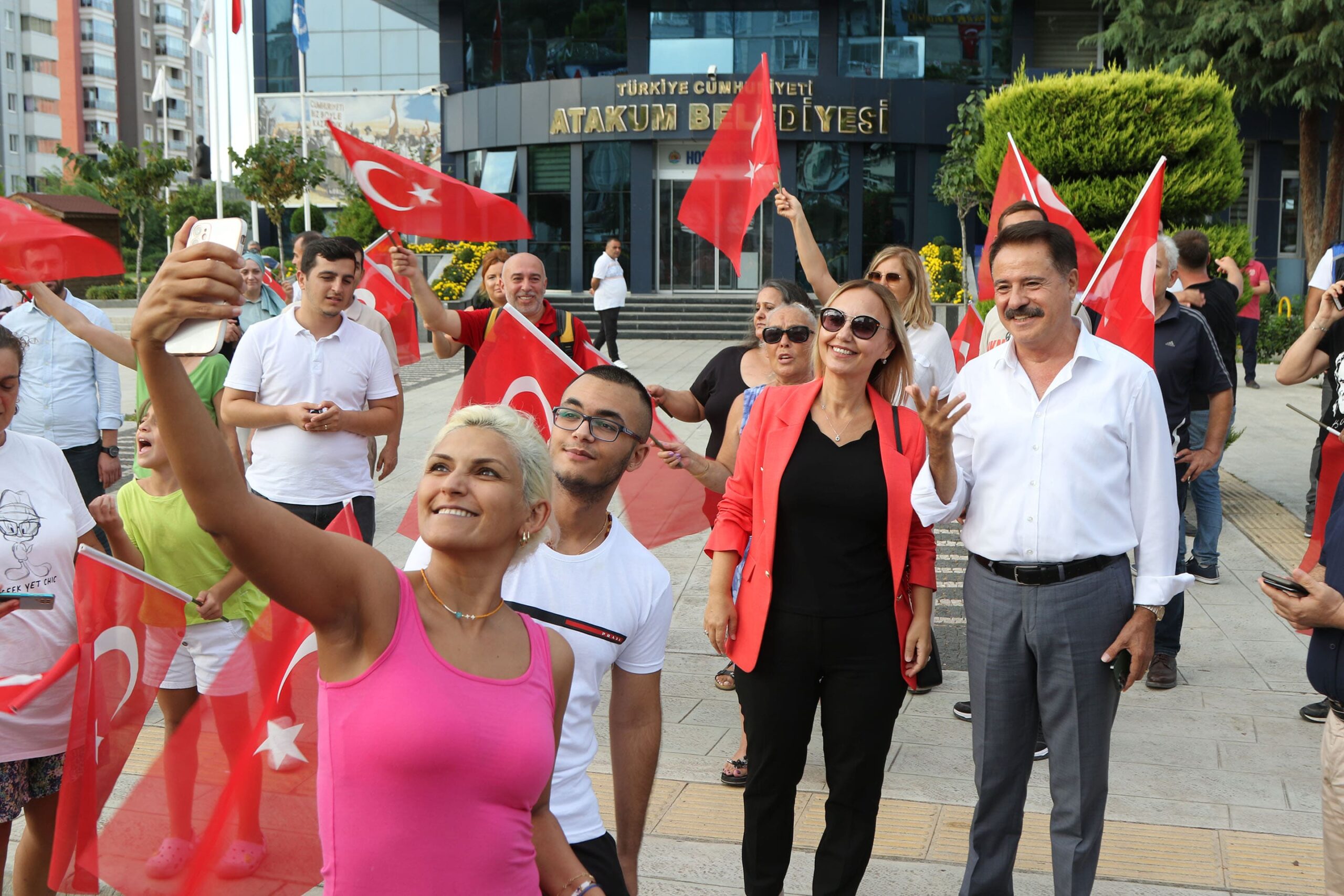 CEMİL DEVECİ’DEN YENİ YIL MESAJI
