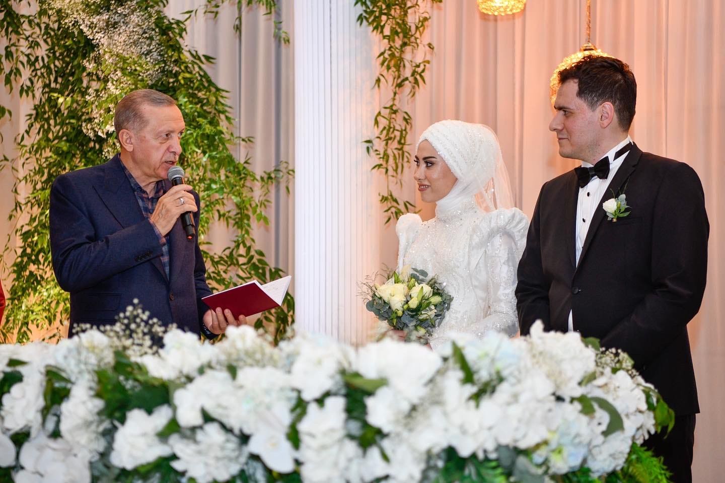 MUSTAFA DEMİR’İN OĞLUNUN NİKAHINI KIYDI