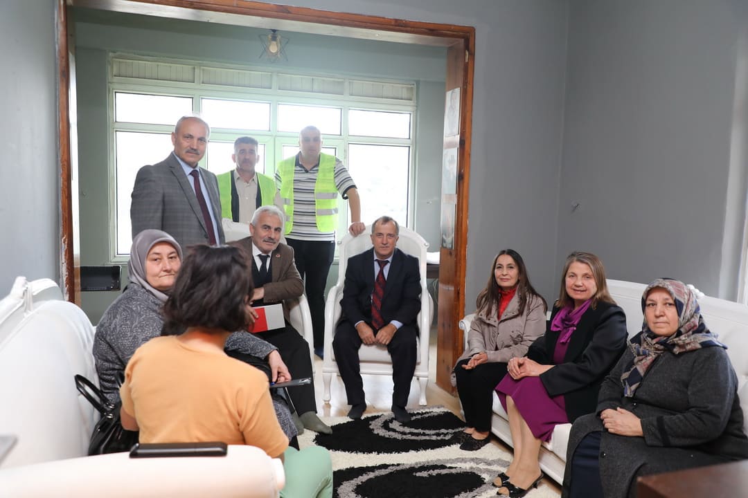 İHTİYAÇ SAHİPLERİNE YIL BOYUNCA DESTEK