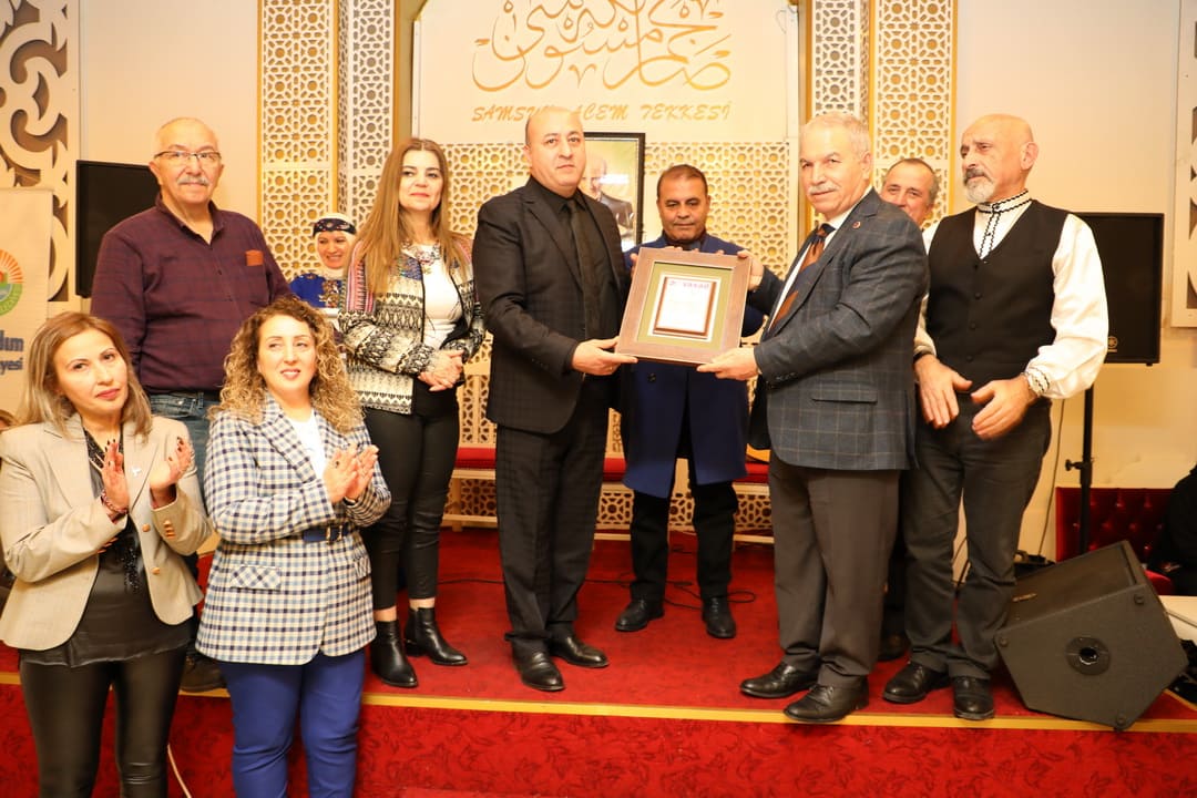 ÇOK SAYIDA ŞAİR VE YAZARI BİR ARAYA GETİRDİ