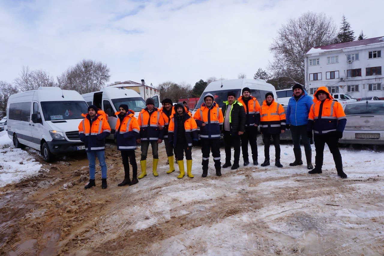 ÇARŞAMBA’DAN DEPREM BÖLGESİNE YARDIM ELİ
