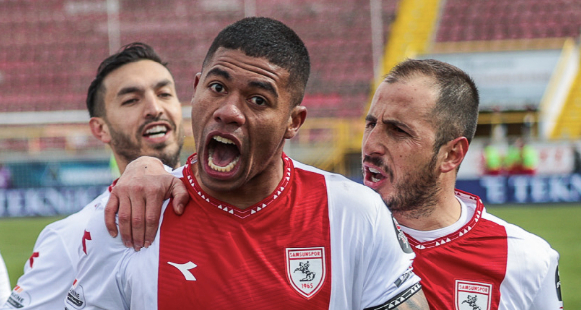 Douglas Tanque Süper Lige Meydan Okudu