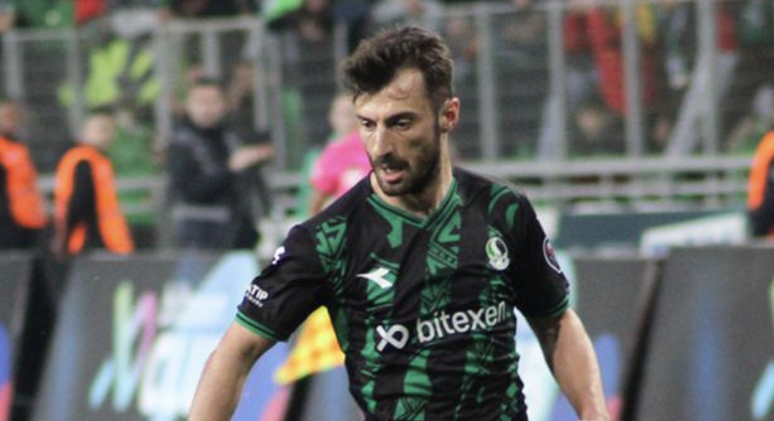 Sakaryasporlu Futbolcu İsyan Etti