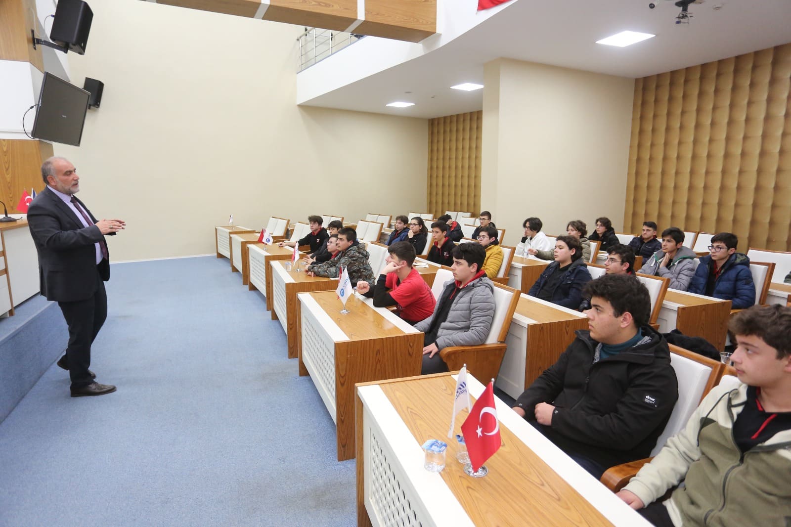 ÖĞRENCİLERE YKS BAŞVURU DESTEĞİ