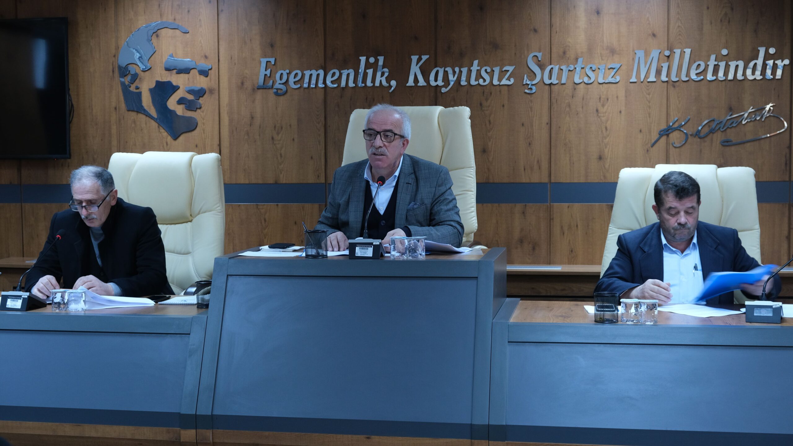 AFETZEDE AİLELERE KUCAK AÇTI